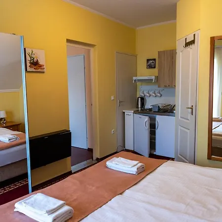 Magnolia Apartmanhaz *