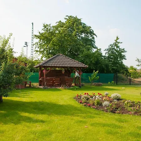 Magnolia Apartmanhaz * Балатонфюред