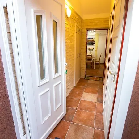 Magnolia Apartmanhaz * Balatonfured