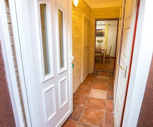 Magnolia Apartmanhaz * Balatonfüred